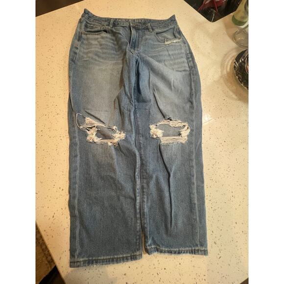 AMERICAN EAGLE MOM JEAN LIGHT DISTRESSING WOMENS PLUS SIZE 14 XTRA SHORT - Picture 6 of 8